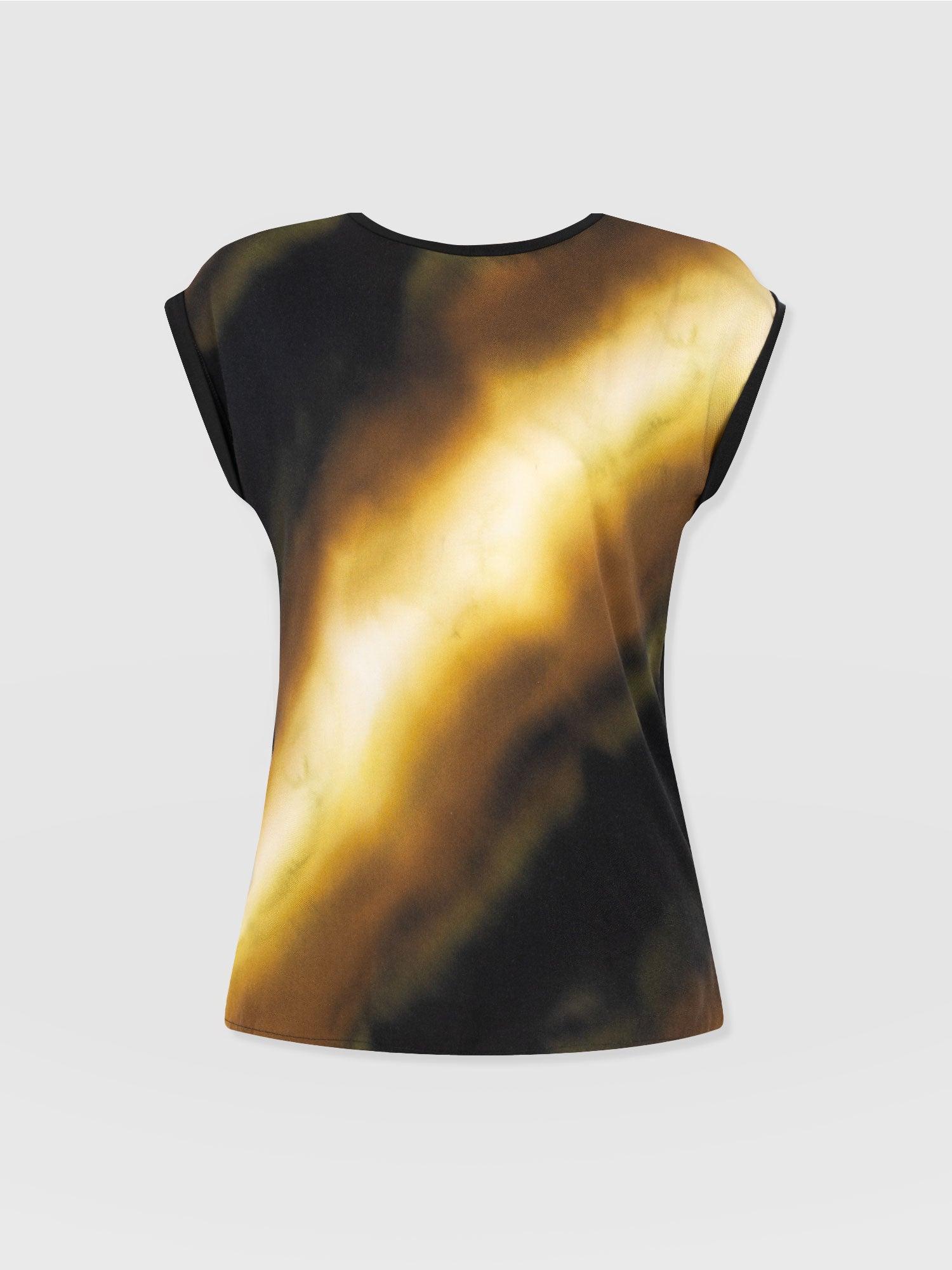 Turn Up Contrast Tee - Yellow Gradient - Women's T-shirts | Saint + Sofia® EU